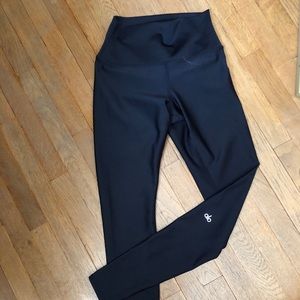 New Alo black yoga pants!!!